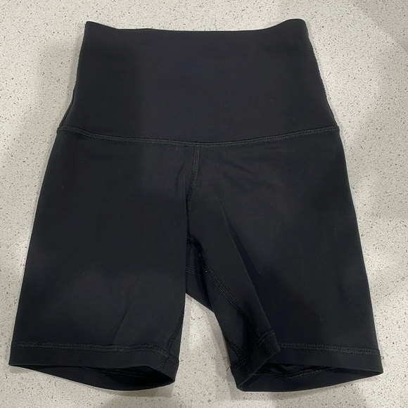 lululemon athletica Pants - Lululemon size 0 Align HR Short 6” in Black